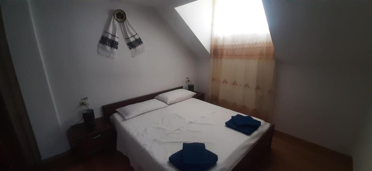 Cazare Luxandra Borşa Rom bilde